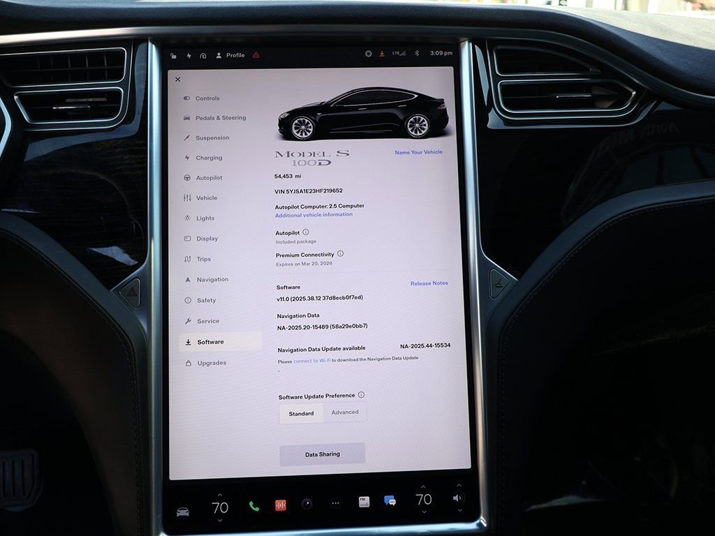 Used 2017 Tesla Model S 100D image 48