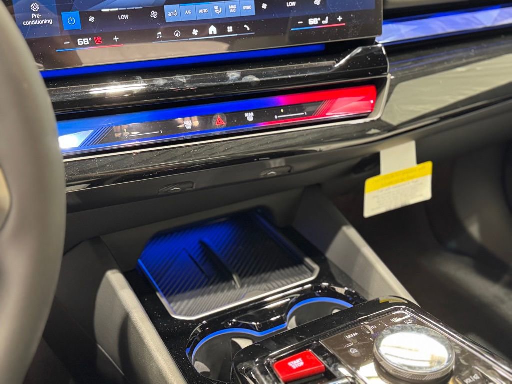 New 2026 BMW M5 Touring image 13