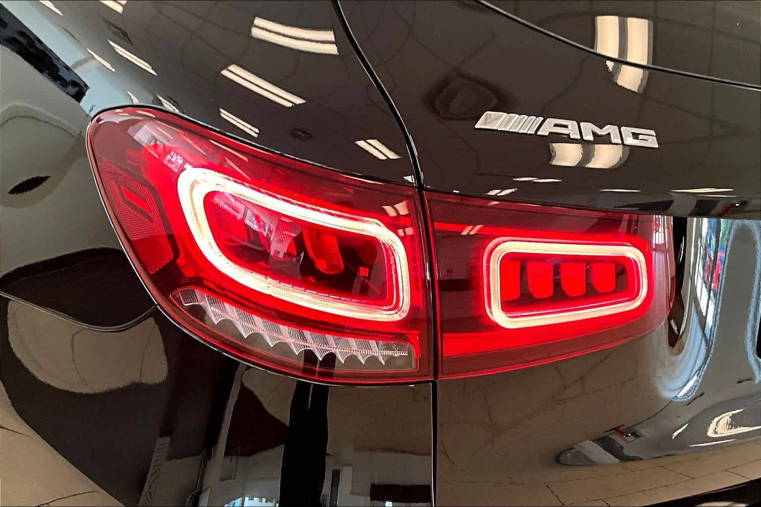Used 2021 Mercedes-Benz GLC 43 AMG 4MATIC image 27
