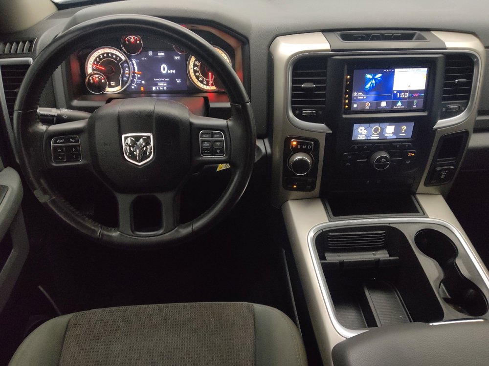 Used 2018 RAM 1500 SLT image 22