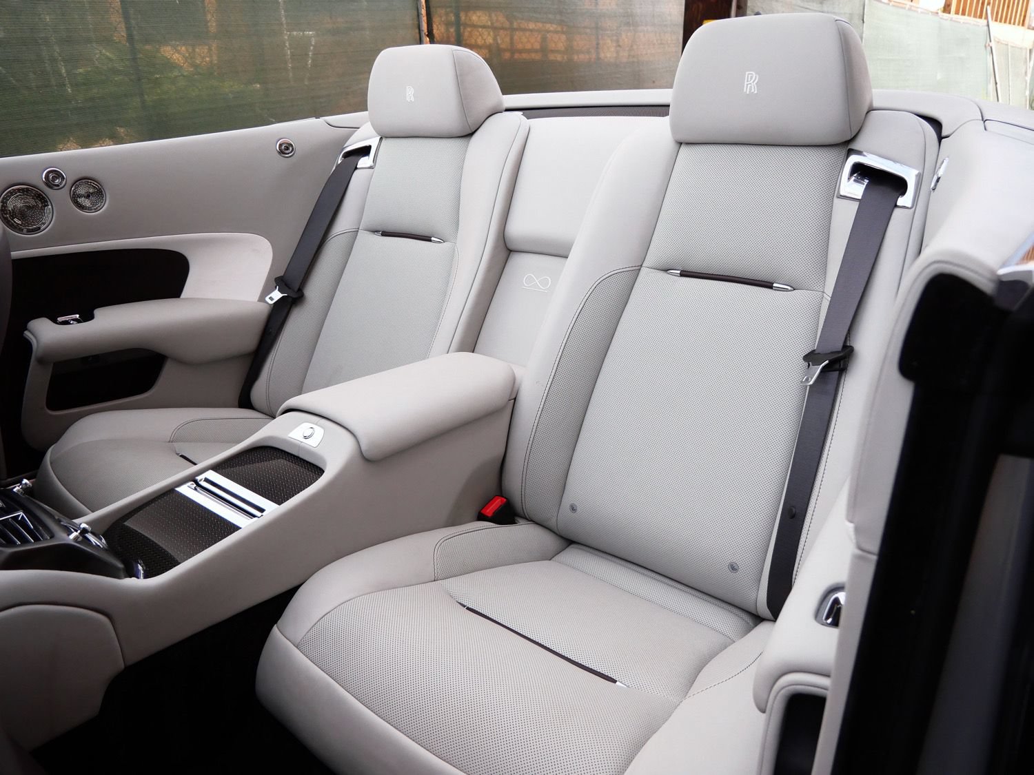 Certified 2019 Rolls-Royce Dawn RWD image 8