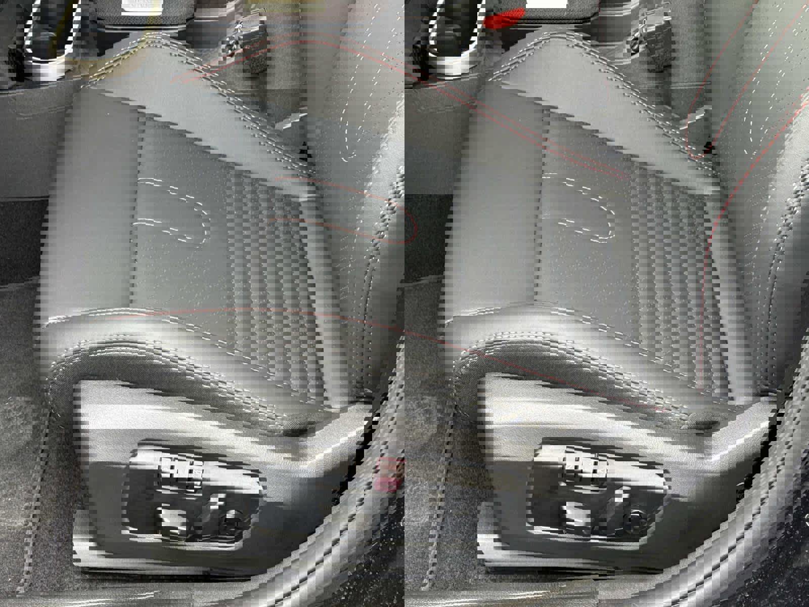 Certified 2025 MINI Cooper S image 21