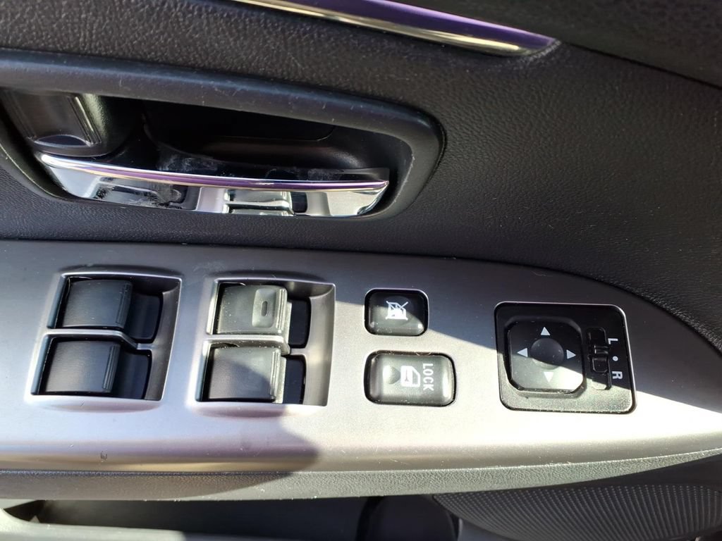 Used 2018 Mitsubishi Outlander Sport ES AWD/4WD image 15