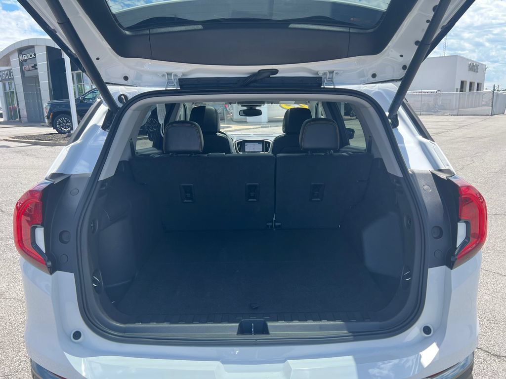 Used 2023 GMC Terrain AT4 w/ Infotainment Package II AWD/4WD image 42
