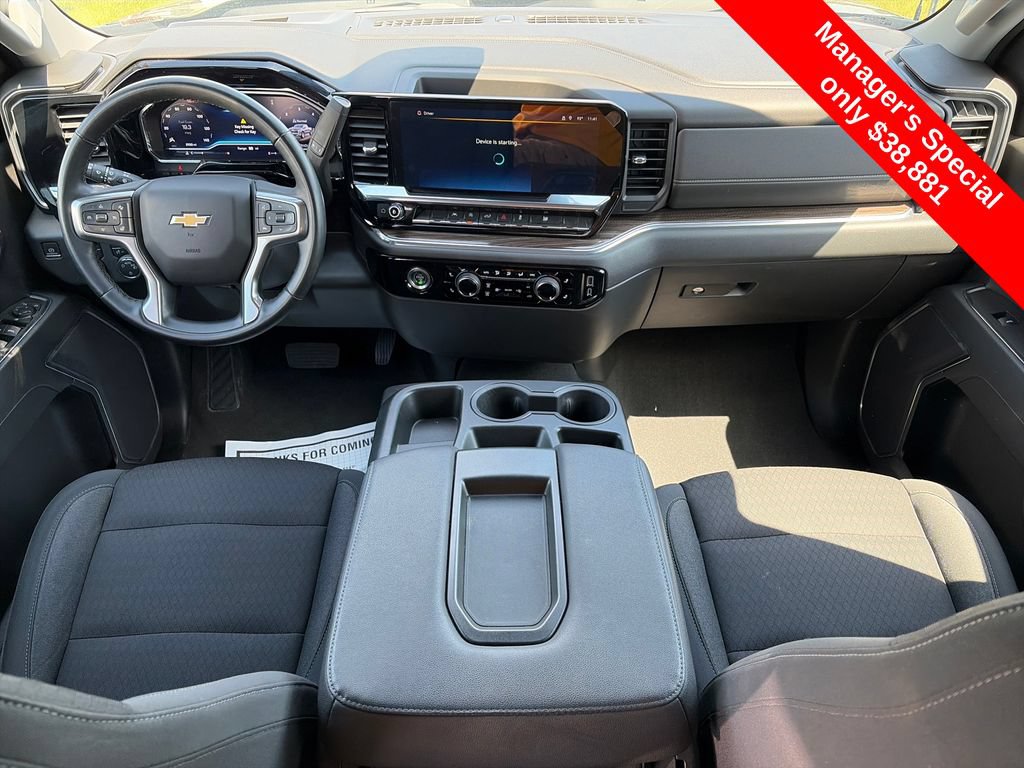 Used 2024 Chevrolet Silverado 1500 LT AWD/4WD image 9
