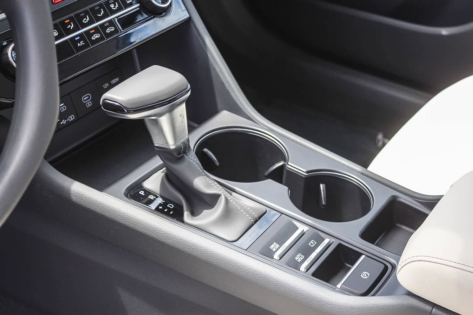 Certified 2025 Hyundai Sonata SE image 24