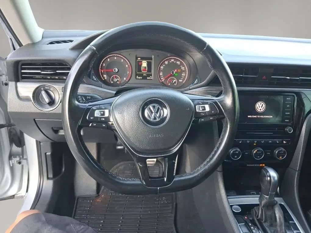 Used 2020 Volkswagen Passat 2.0T R-Line FWD image 23