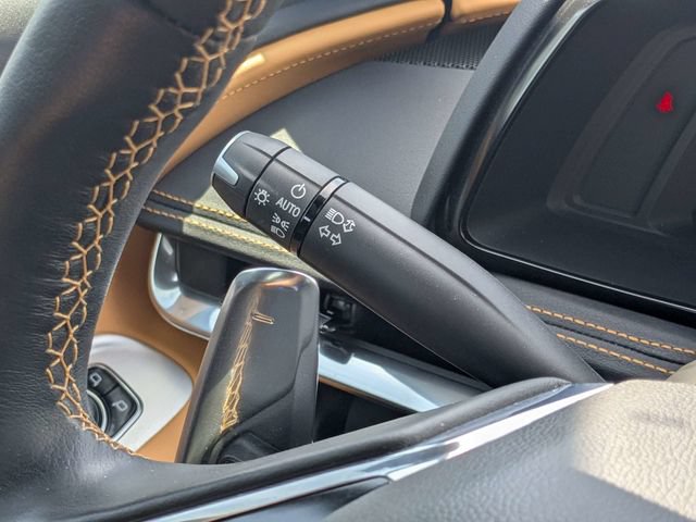 Used 2020 Chevrolet Corvette Stingray Preferred Cpe w/ 2LT Preferred Equipment Group RWD image 19