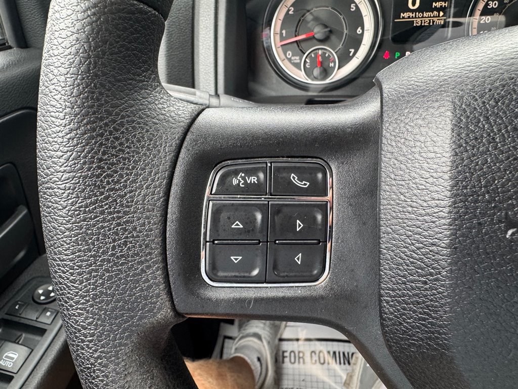 Used 2017 RAM 1500 Express AWD/4WD image 13