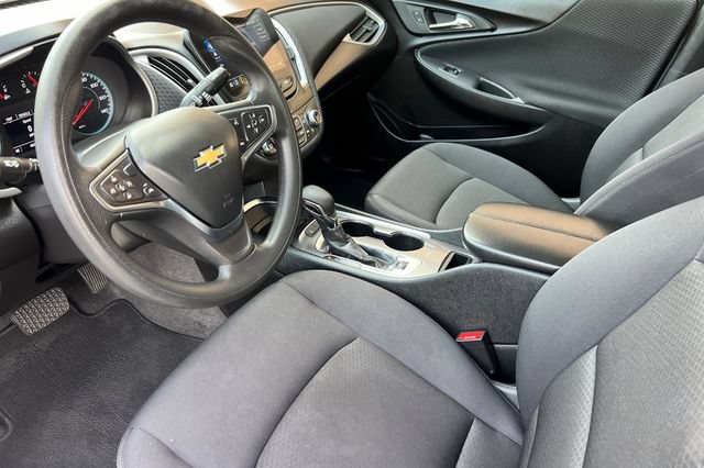 Used 2025 Chevrolet Malibu LT FWD image 10
