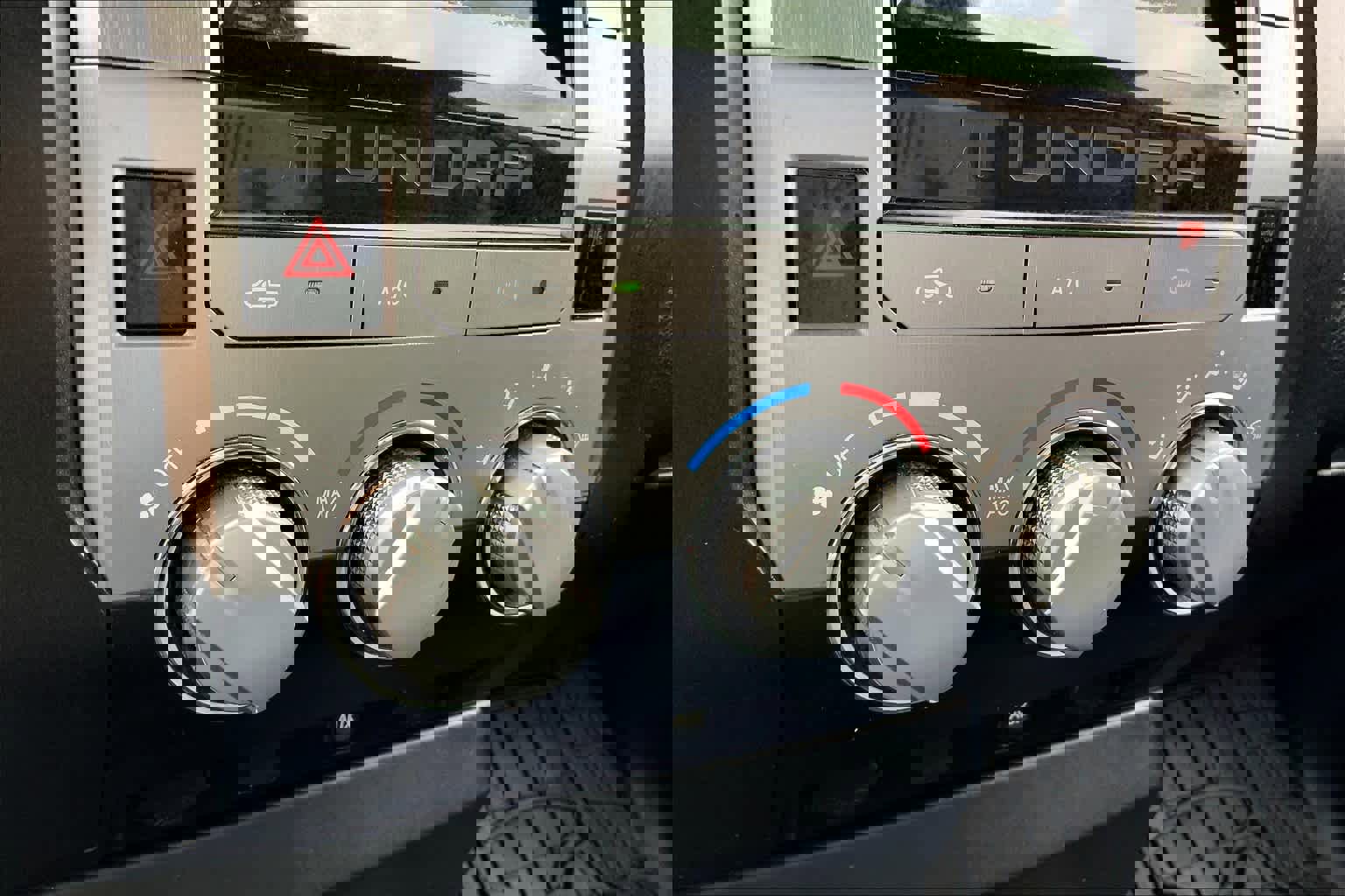 Used 2014 Toyota Tundra SR image 30