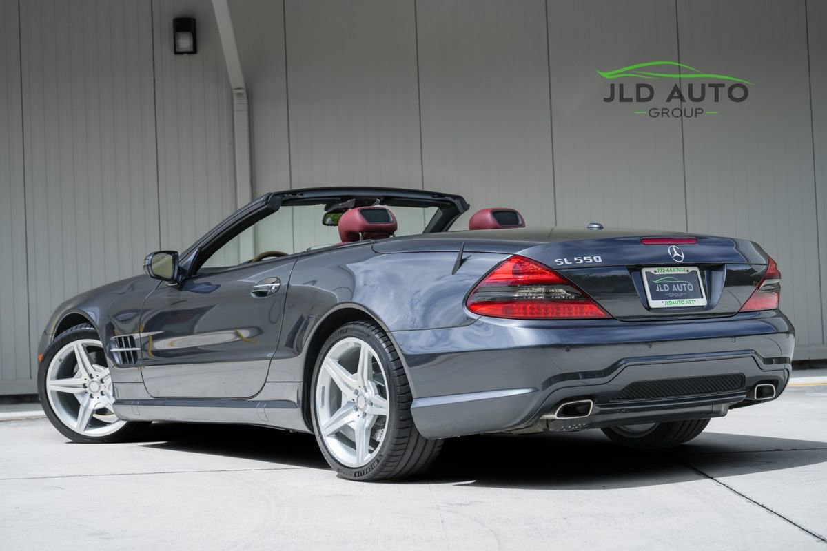 Used 2012 Mercedes-Benz SL 550 image 7