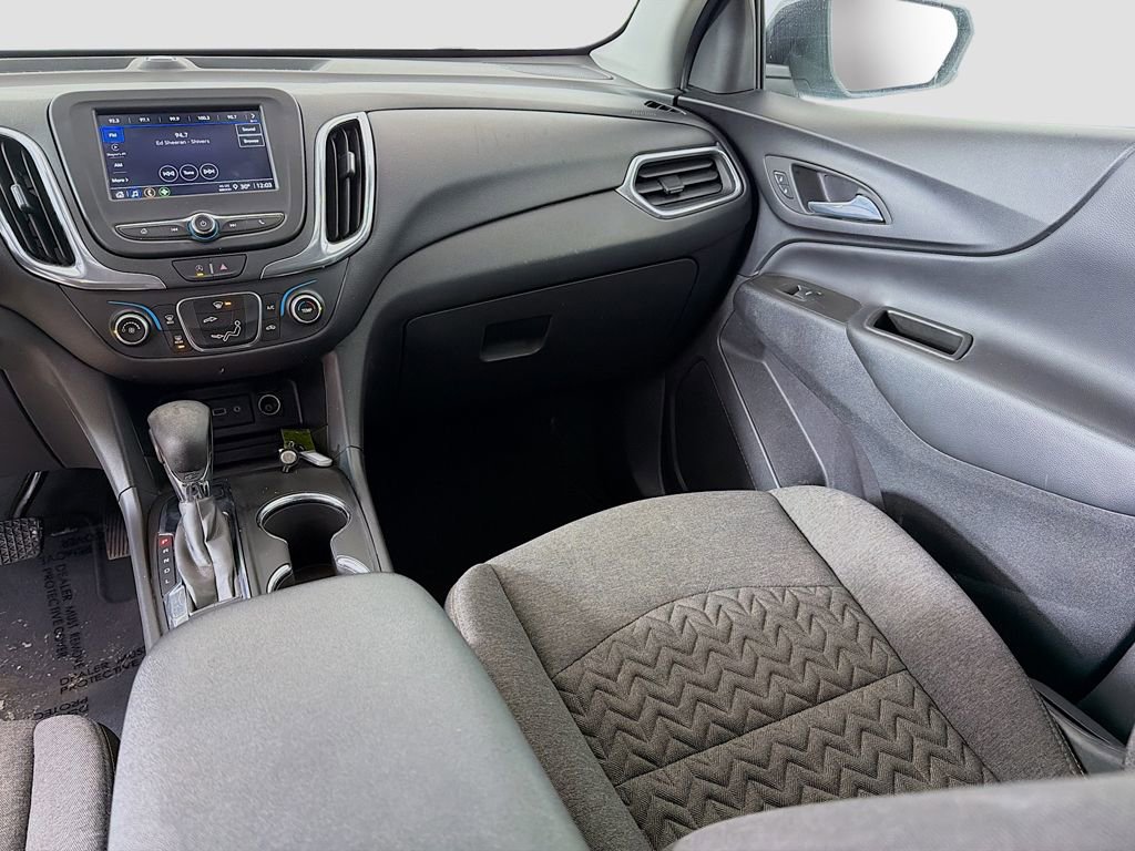 Used 2022 Chevrolet Equinox LT image 24