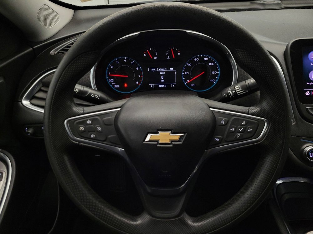 Used 2020 Chevrolet Malibu LT image 22