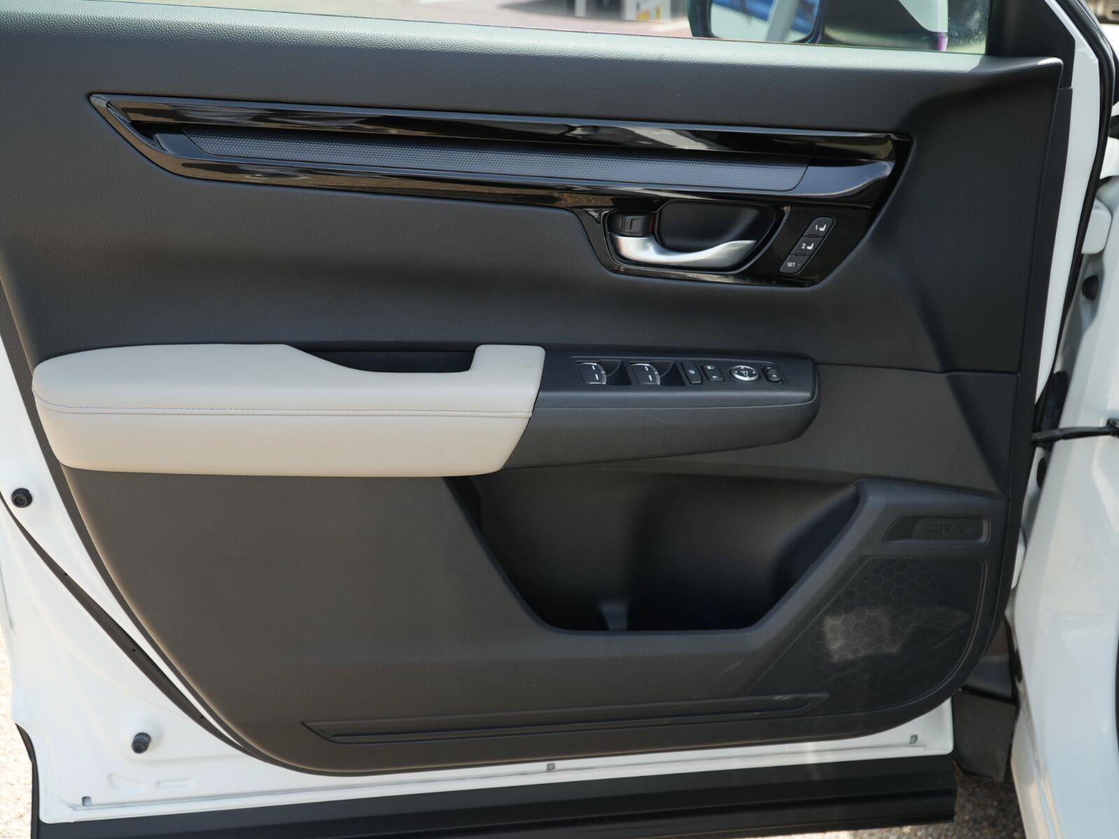 Used 2023 Honda CR-V EX-L image 4