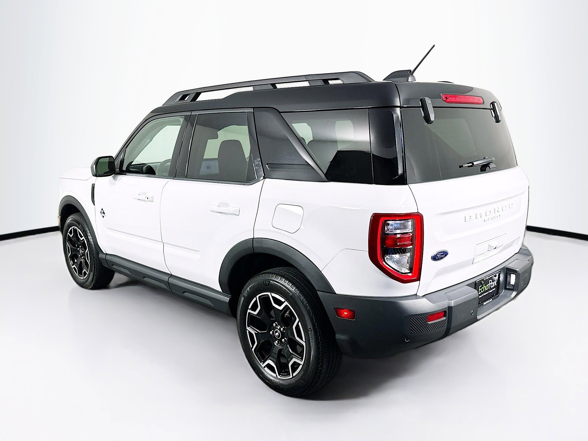 Used 2025 Ford Bronco Sport Outer Banks image 5