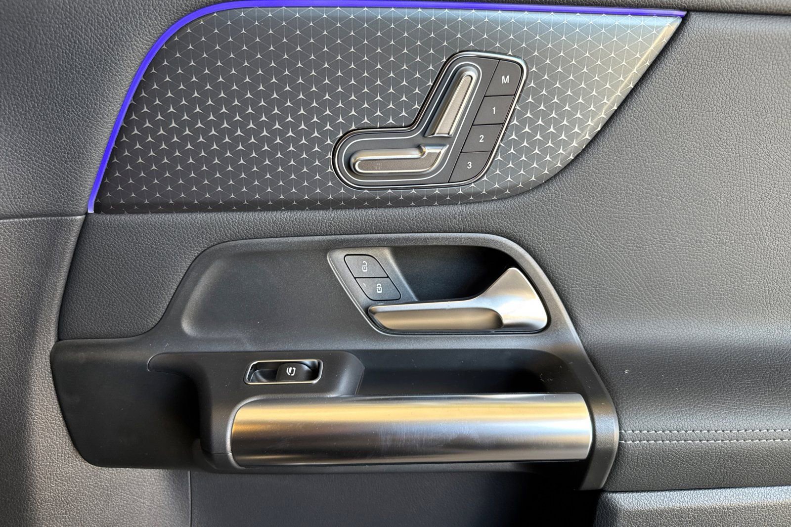 New 2025 Mercedes-Benz GLA 250 image 21