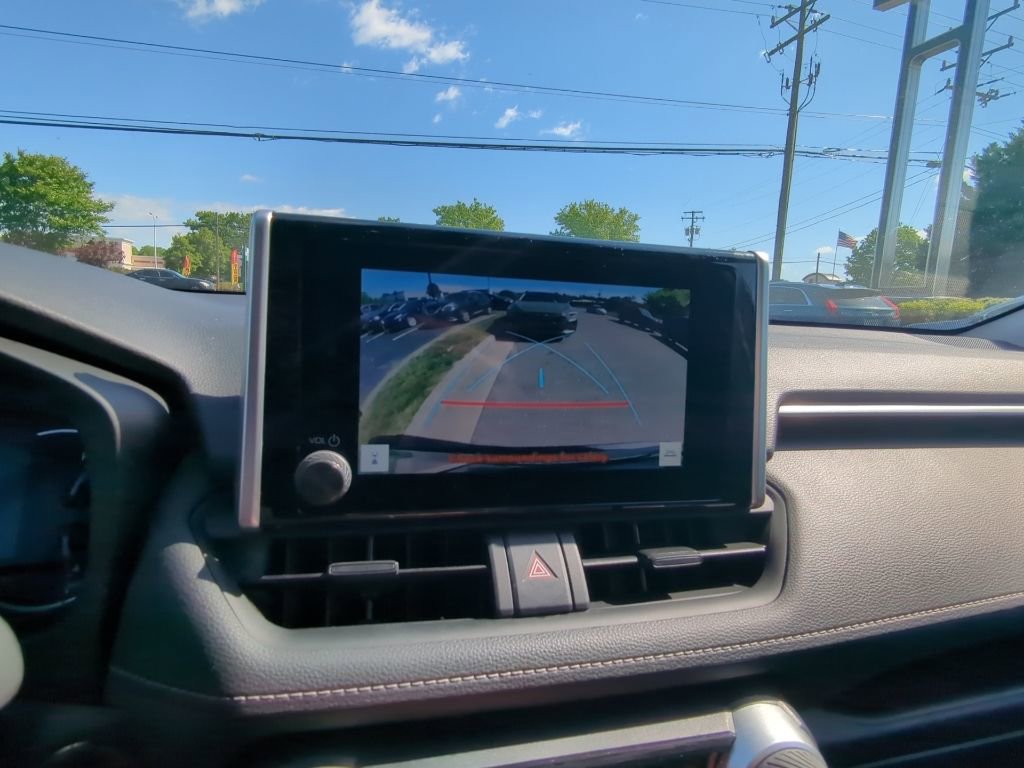 Used 2023 Toyota RAV4 XLE w/ Convenience Package image 17