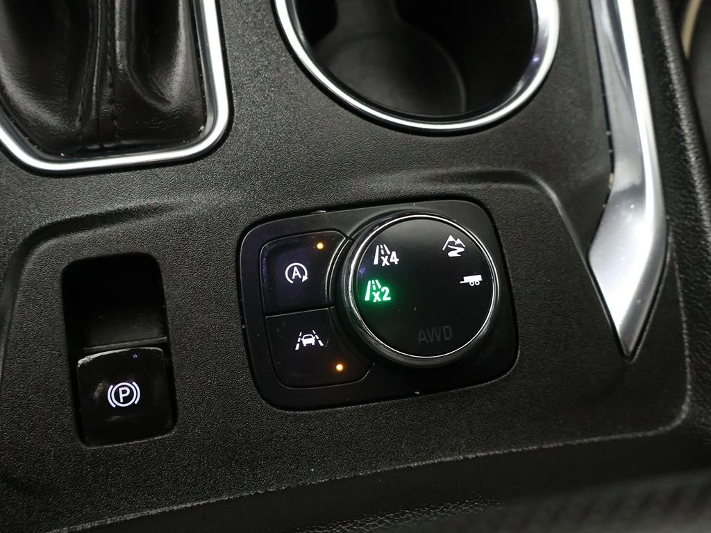 Used 2023 Chevrolet Traverse Premier w/ Redline Edition AWD/4WD image 59