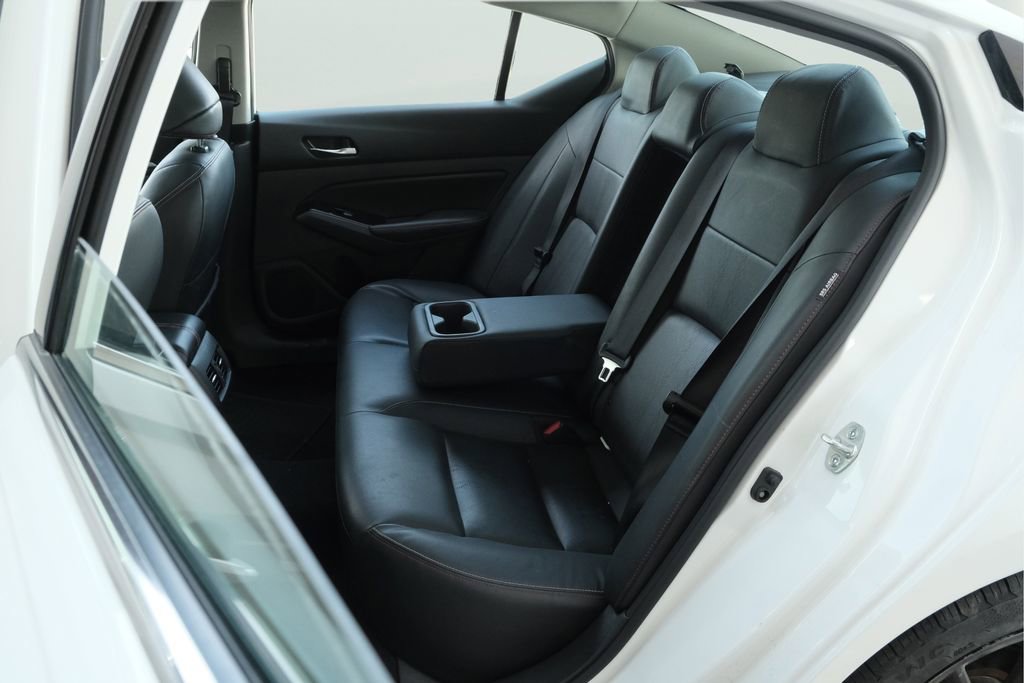 Used 2023 Nissan Altima 2.0 SR FWD image 27