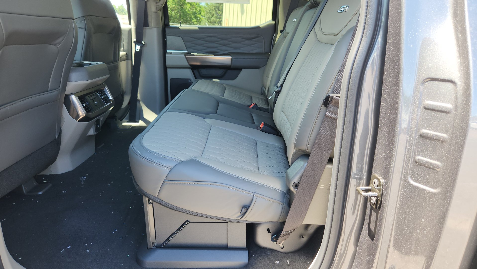 New 2026 Ford F350 Platinum w/ Platinum Plus Package AWD/4WD image 15