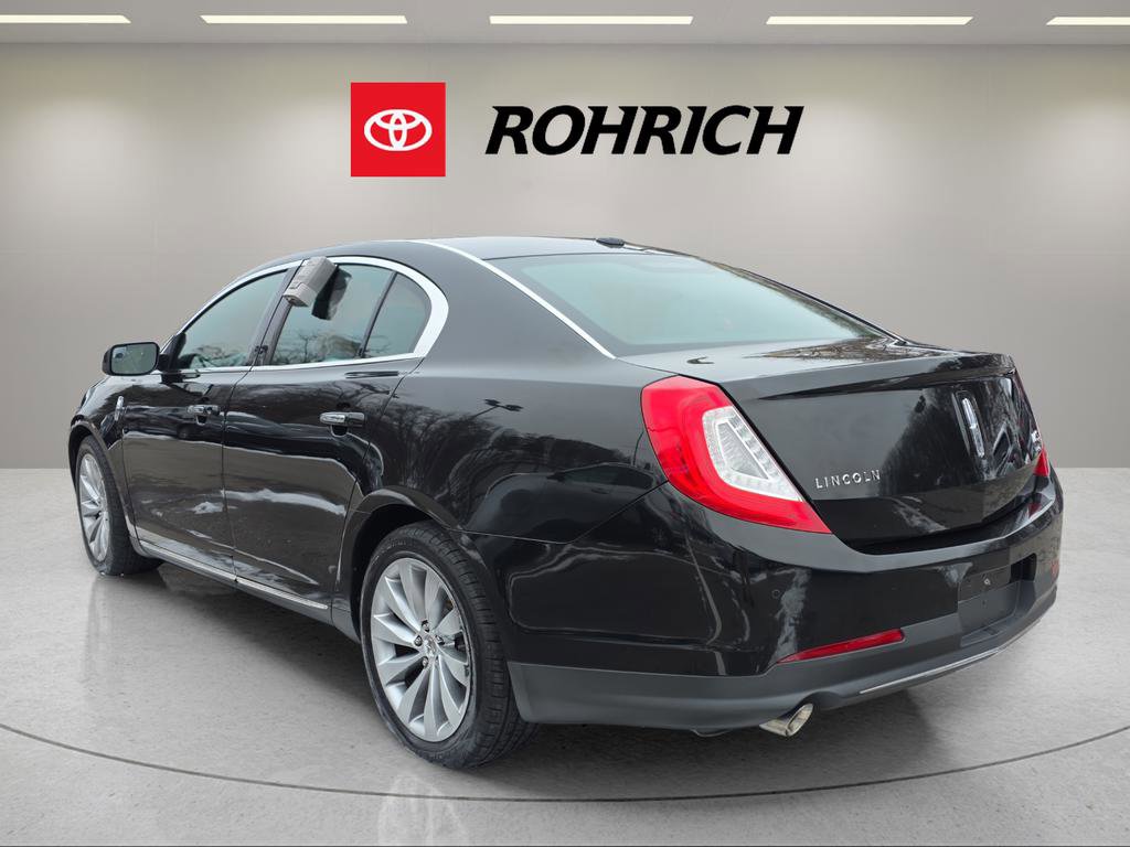 Used 2013 Lincoln MKS AWD image 7