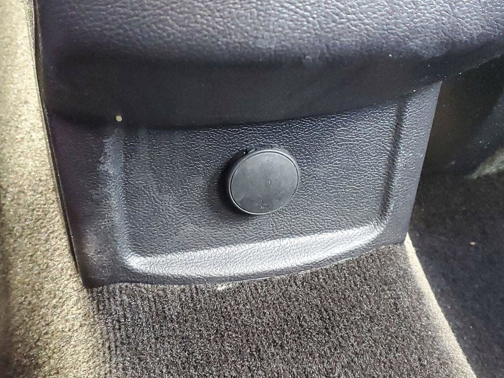 Used 2020 Ford Fusion SE image 25