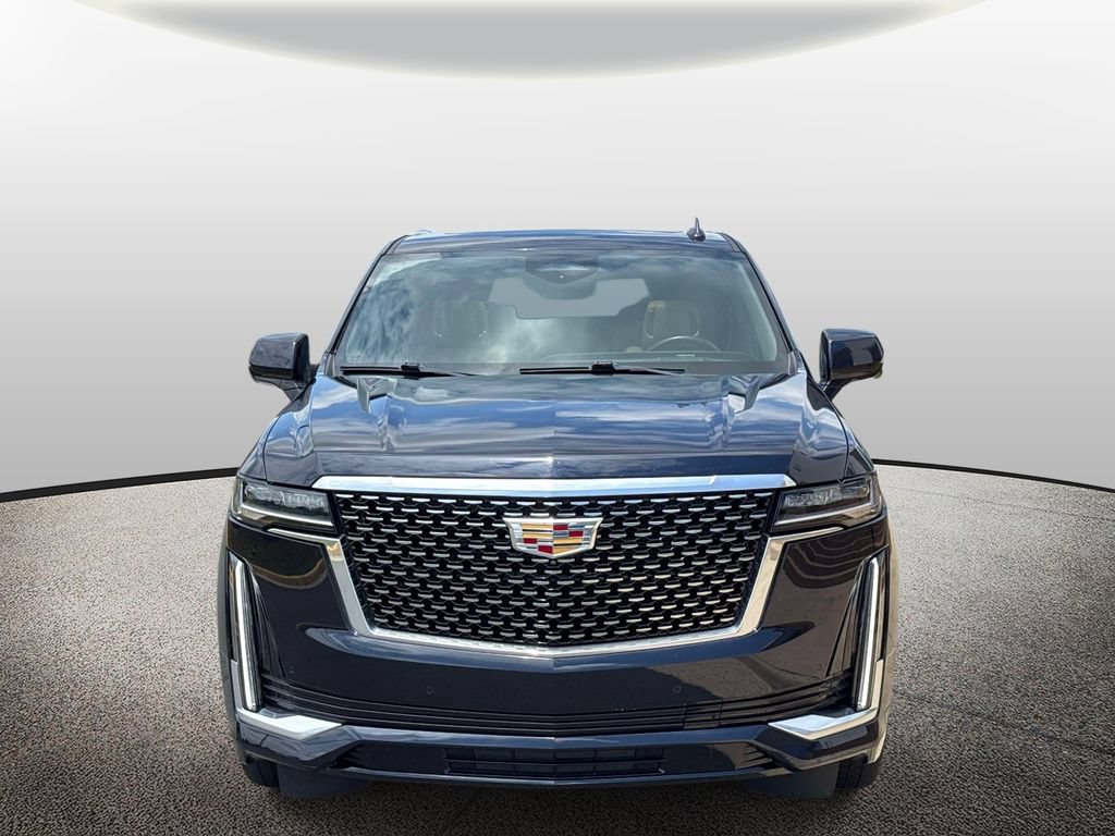 Used 2021 Cadillac Escalade ESV Premium Luxury w/ Driver Assist Tech Package AWD/4WD image 5