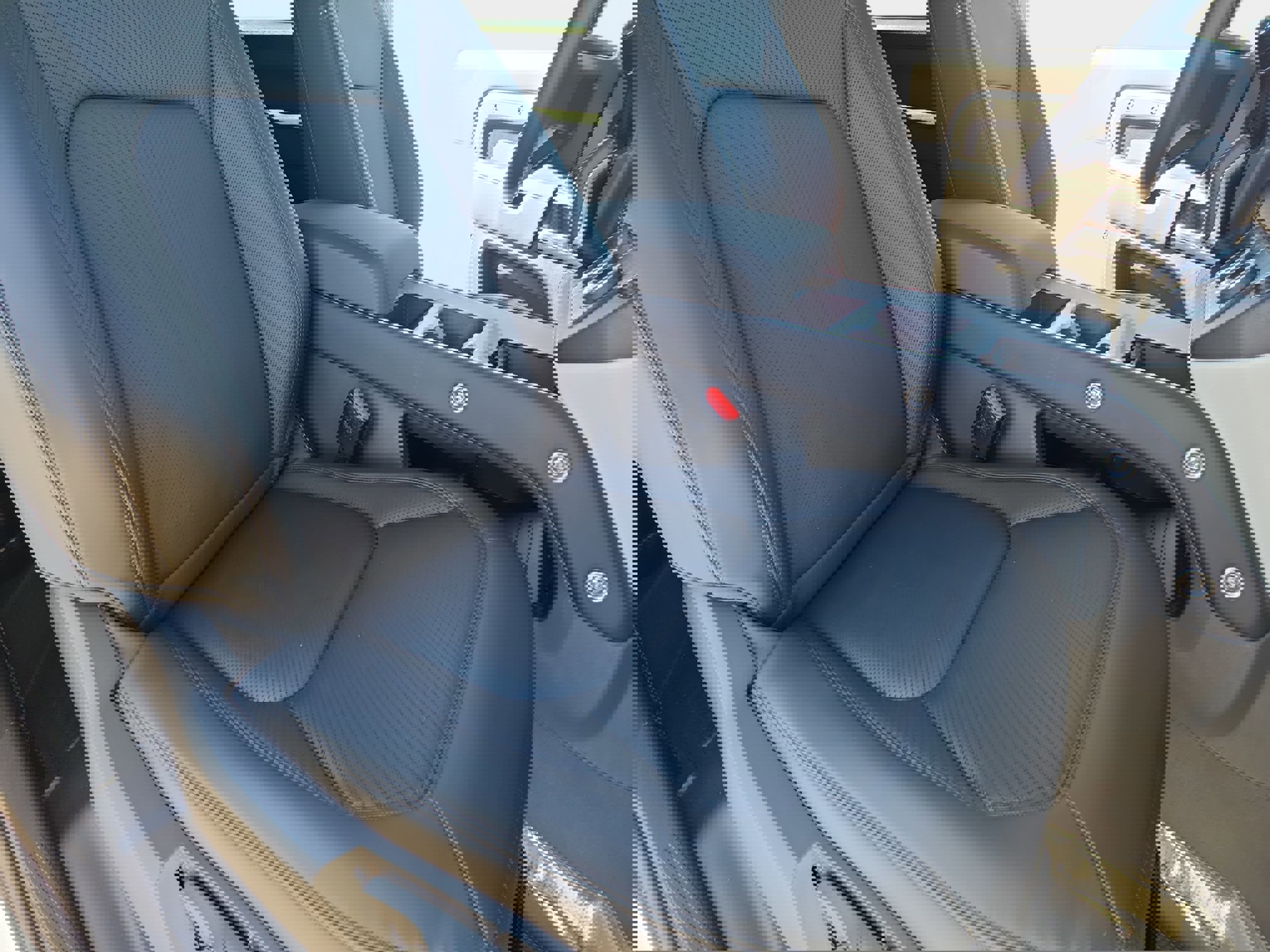 Certified 2025 Land Rover Defender 90 S image 10