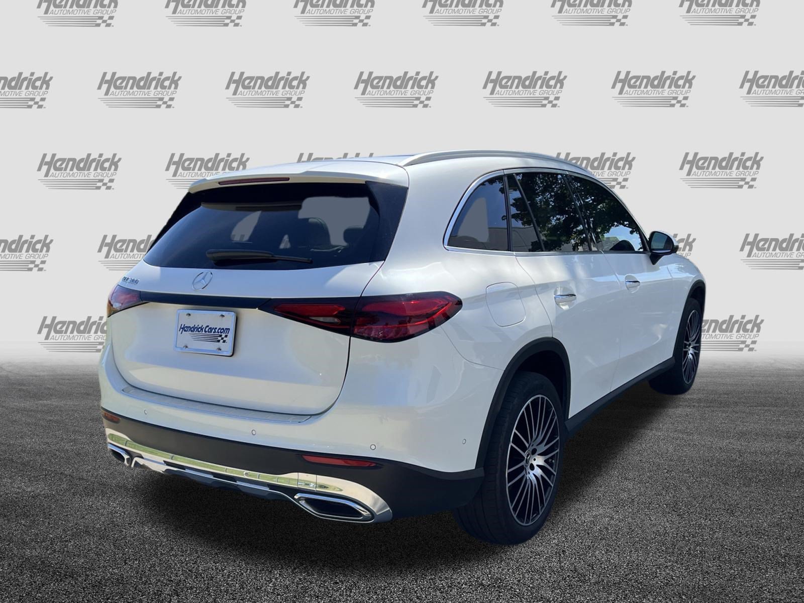 Used 2023 Mercedes-Benz GLC 300 image 10