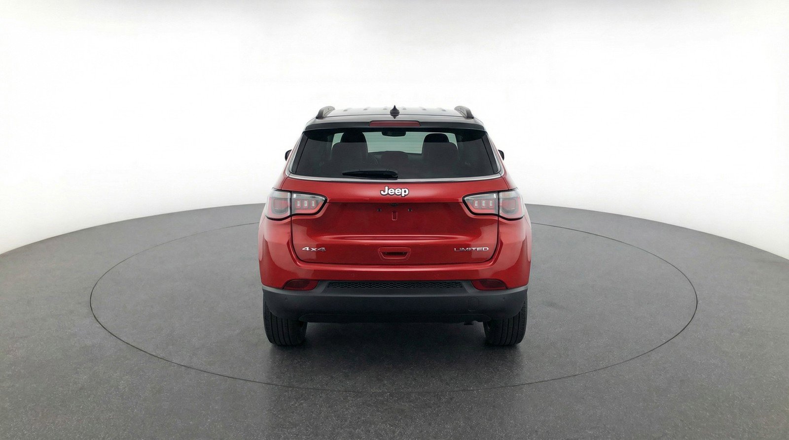 Used 2025 Jeep Compass Limited image 7