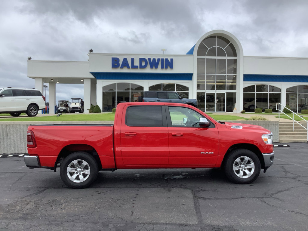 Used 2024 RAM 1500 Laramie image 8