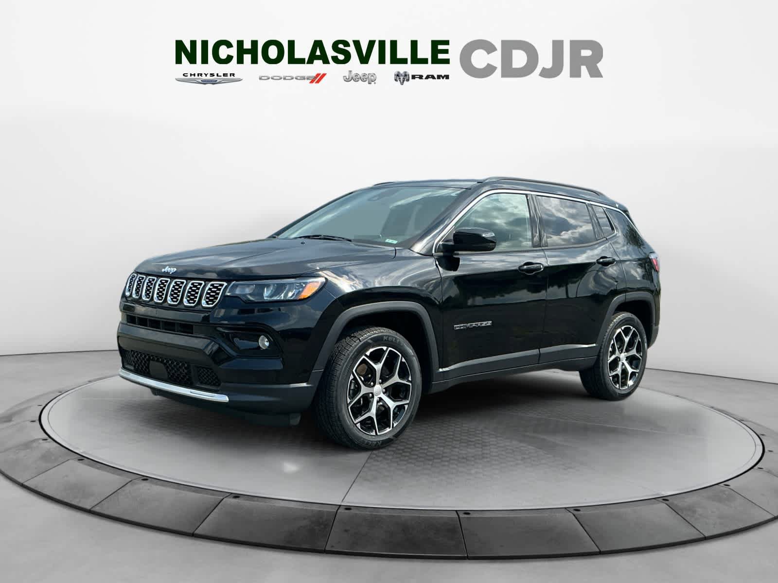 Used 2024 Jeep Compass Limited AWD/4WD image 1