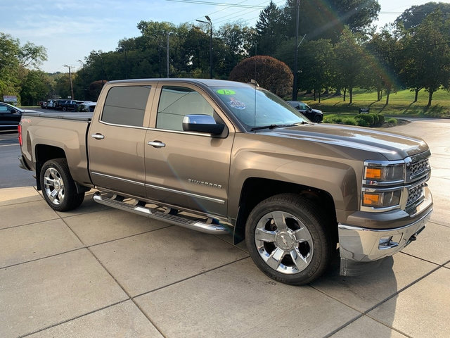 Used 2015 Chevrolet Silverado 1500 LTZ w/ LTZ Plus Package AWD/4WD image 10