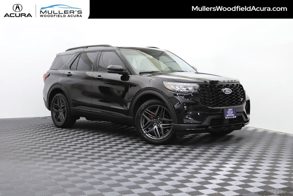 Used 2025 Ford Explorer ST AWD/4WD image 1