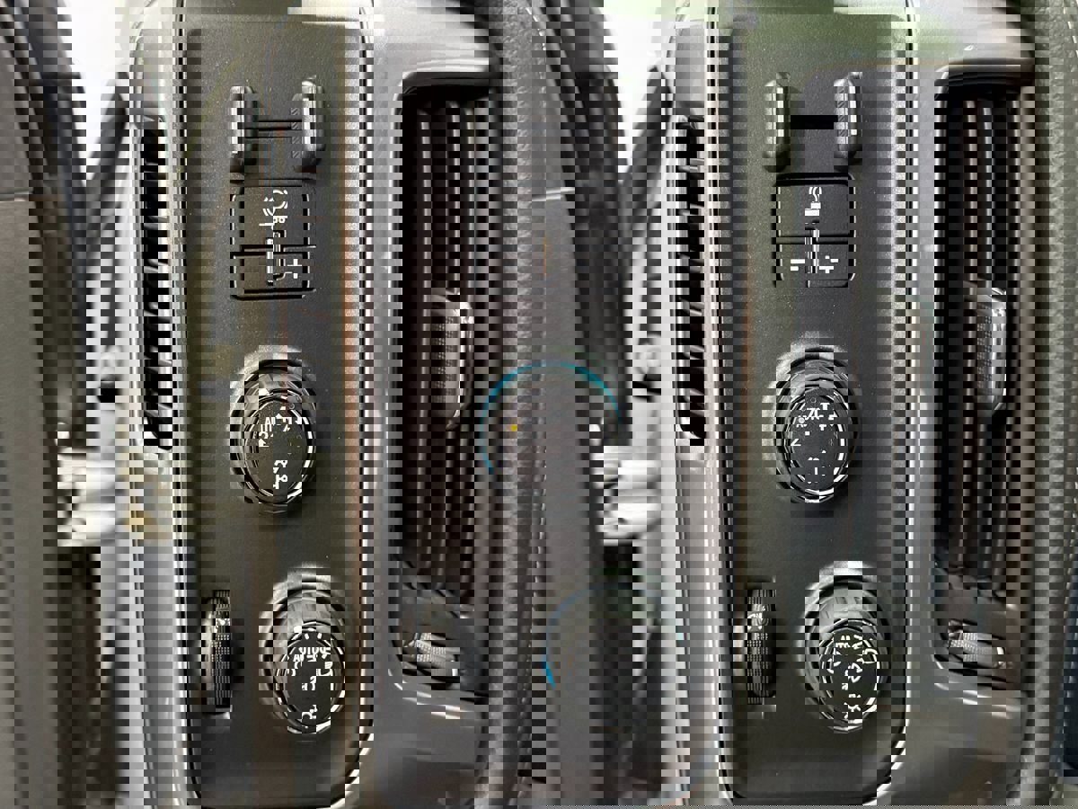 Used 2017 Chevrolet Silverado 1500 LTZ w/ Sport Package image 20