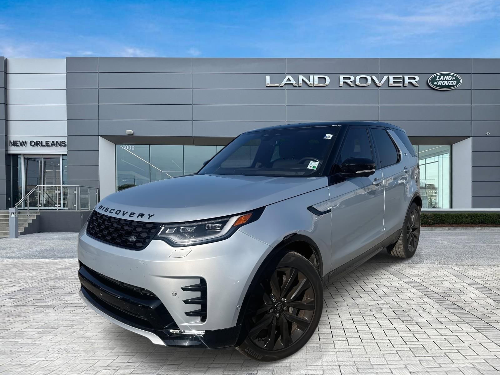 Used 2022 Land Rover Discovery S R-Dynamic