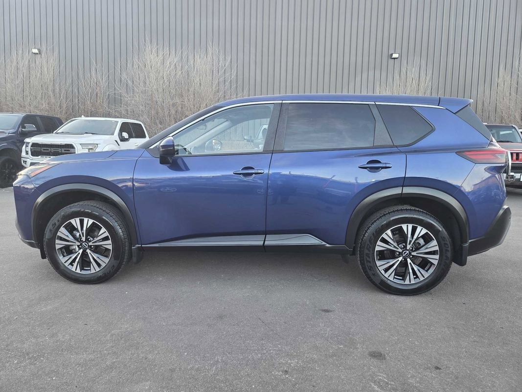 Used 2023 Nissan Rogue SV AWD/4WD image 4