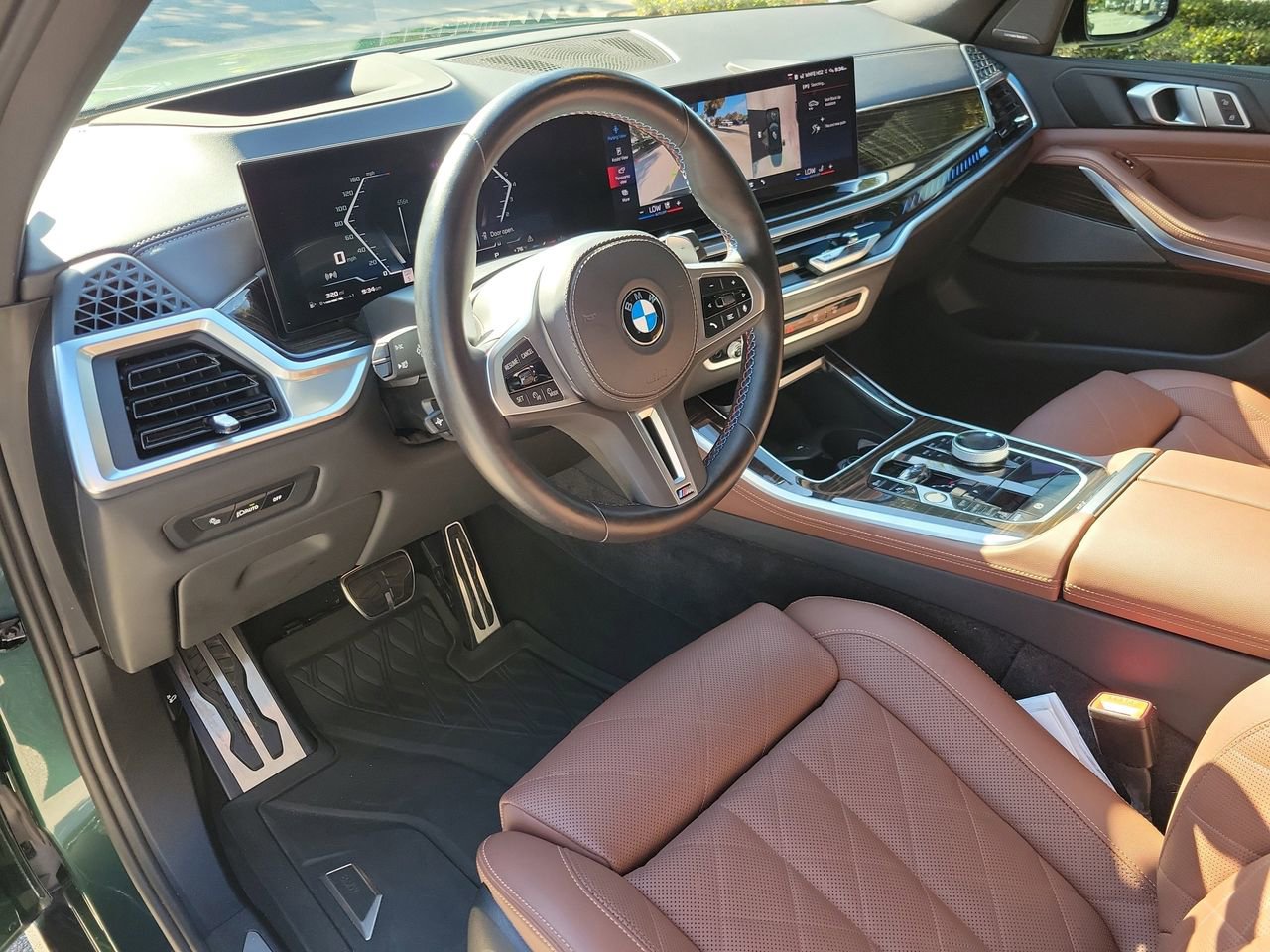 Used 2024 BMW X5 M60i AWD/4WD image 16