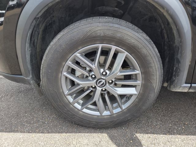 Used 2024 Nissan Rogue S image 24
