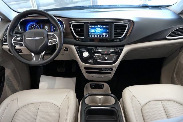 Used 2021 Chrysler Voyager Lxi image 34