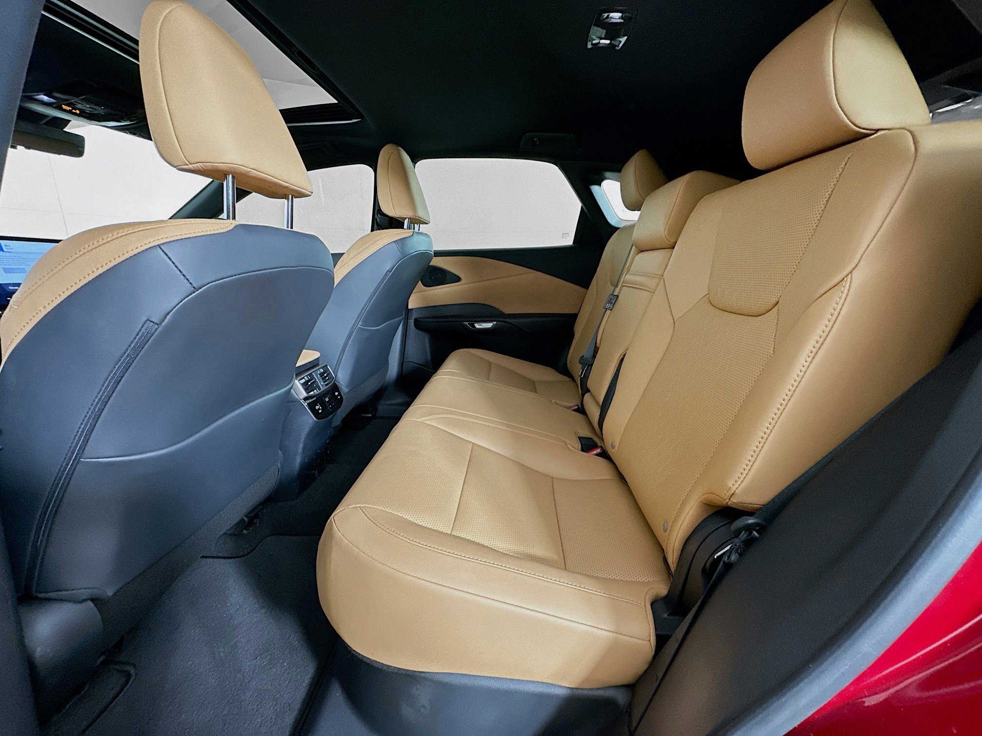 Used 2023 Lexus RX 350 Premium Plus image 30