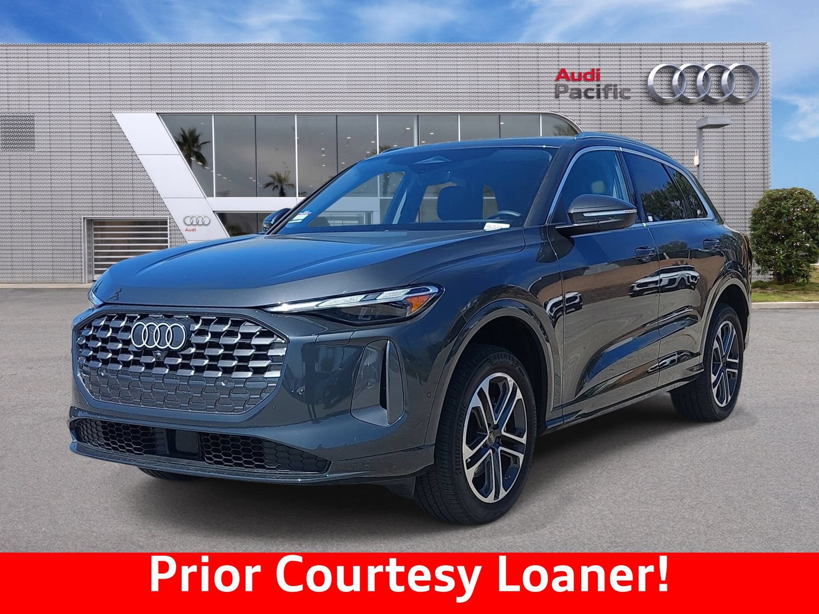 Certified 2025 Audi Q5 Premium w/ Convenience Package AWD/4WD video 1