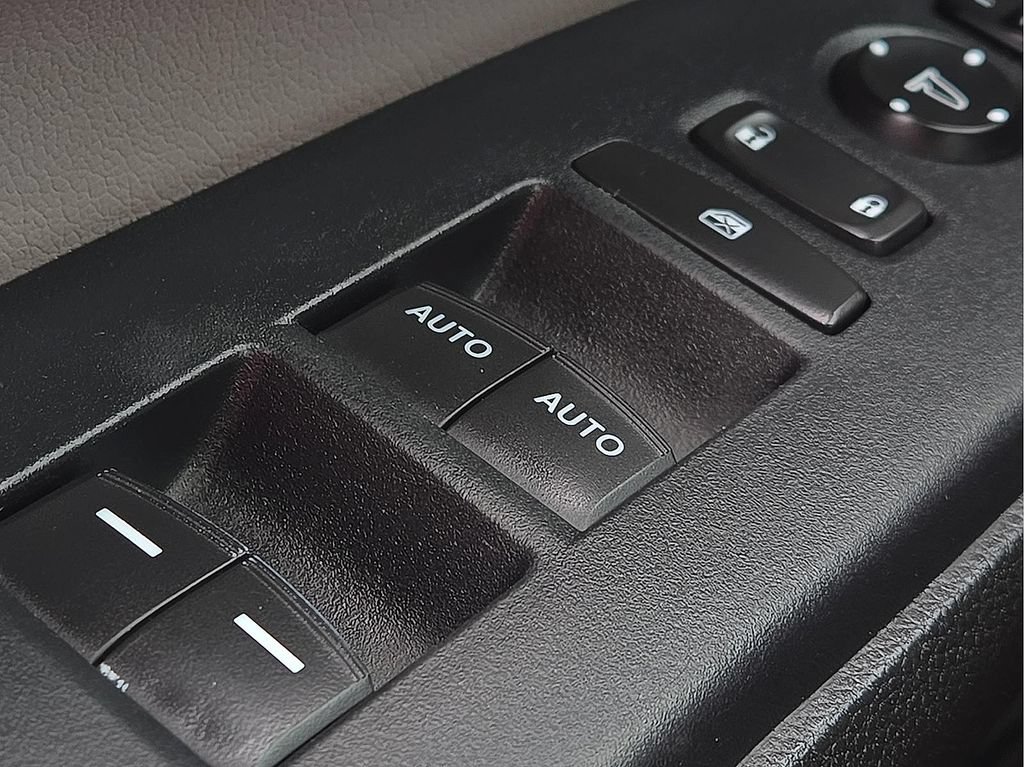 Used 2022 Honda CR-V Touring image 17