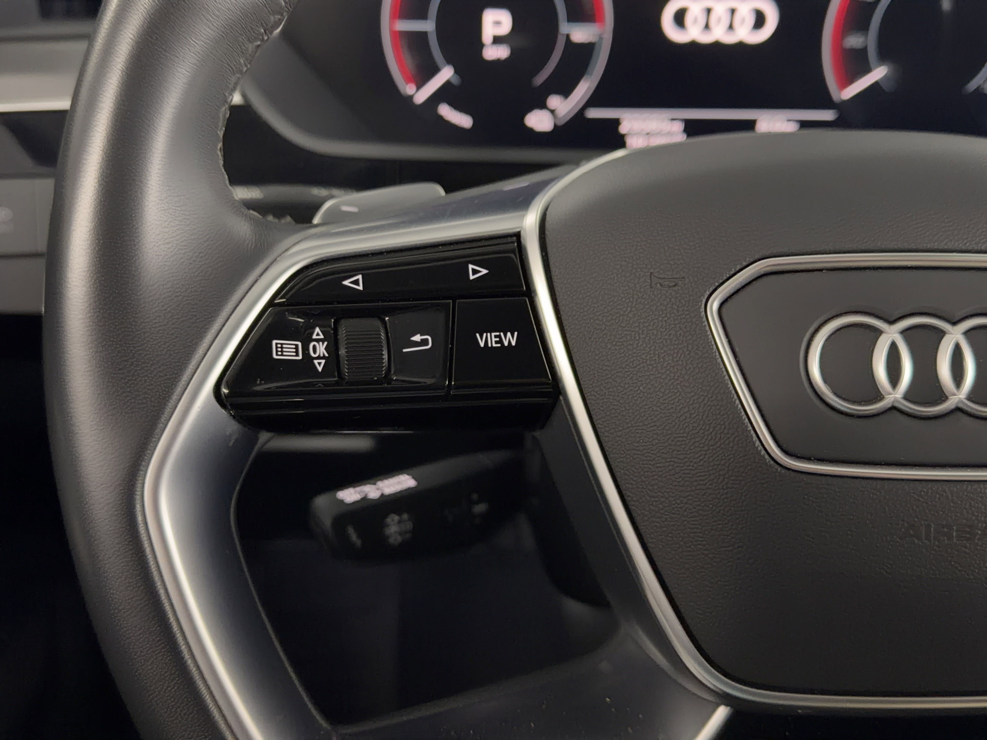 Used 2023 Audi e-tron Premium w/ Convenience Plus Package image 21