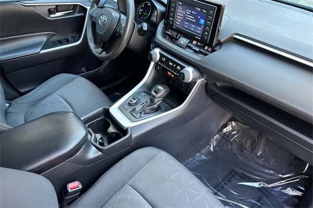 Used 2021 Toyota RAV4 XLE image 16