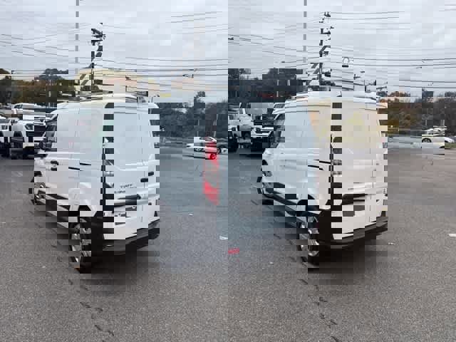 Used 2022 Ford Transit Connect XL image 5