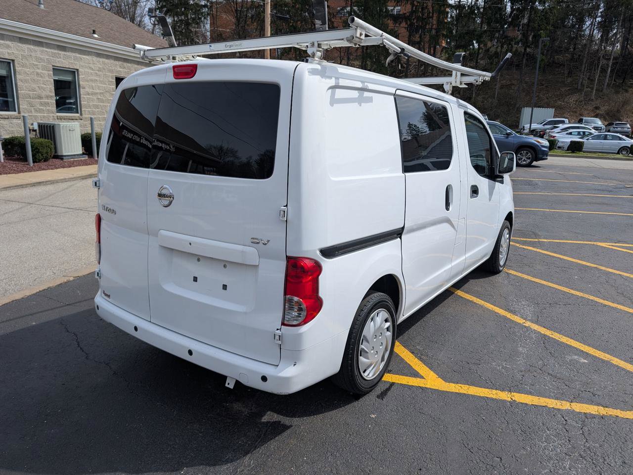 Used 2021 Nissan NV200 SV w/ Sliding Door Glass Package image 7