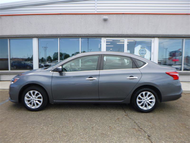 Used 2018 Nissan Sentra SV FWD image 2