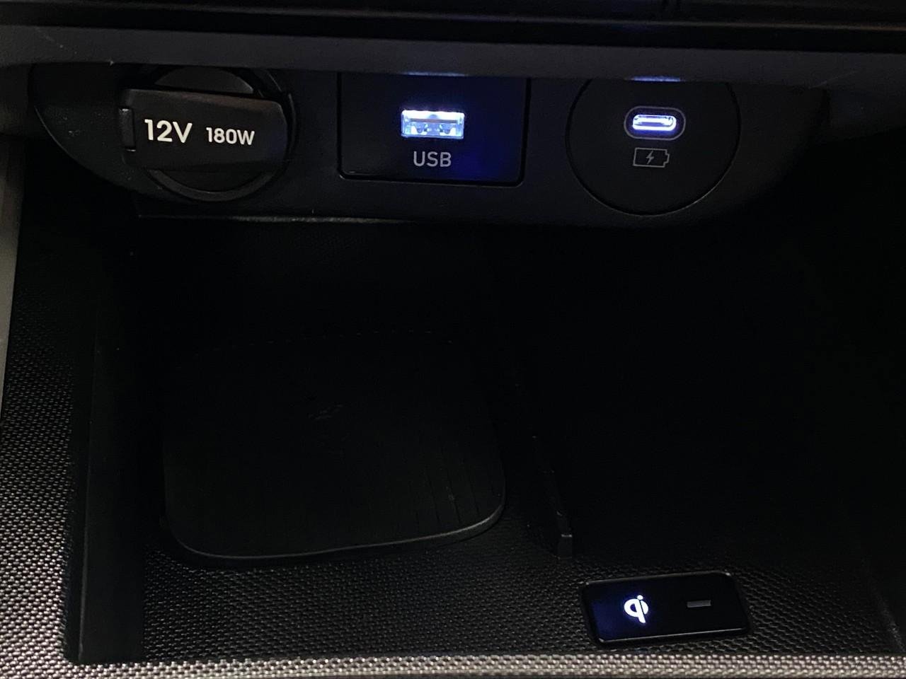 Used 2025 Hyundai Elantra SEL image 26